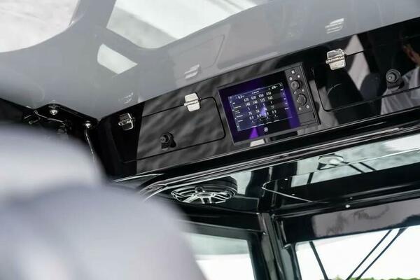 42ft HCB Yacht For Sale