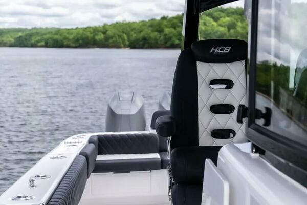 42ft HCB Yacht For Sale