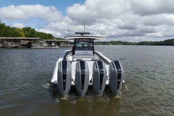 42ft HCB Yacht For Sale