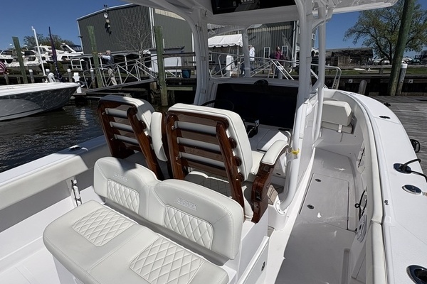 30ft Jupiter Yacht For Sale