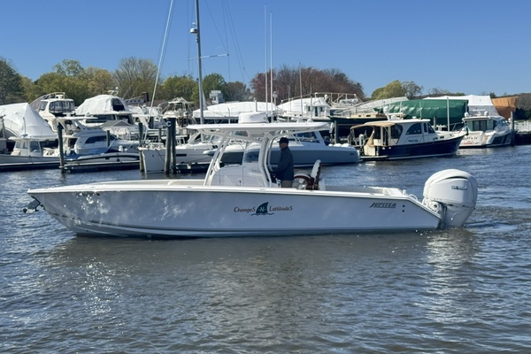30ft Jupiter Yacht For Sale