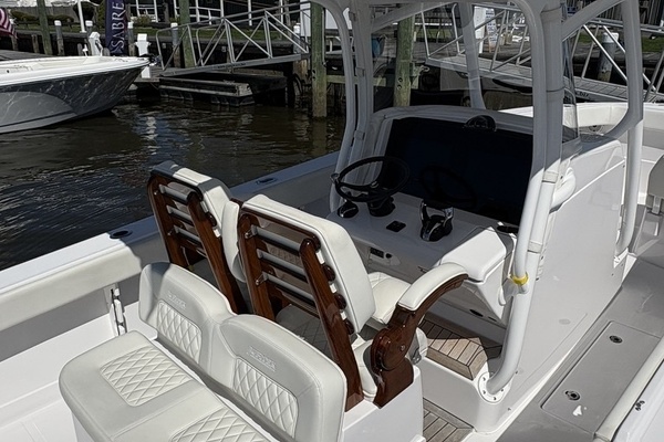 30ft Jupiter Yacht For Sale