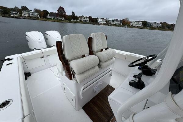 30ft Jupiter Yacht For Sale