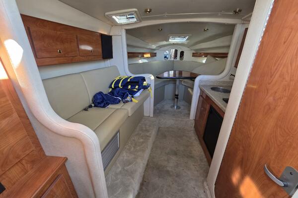 300ft Rinker Yacht For Sale