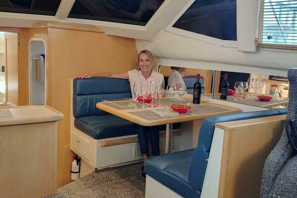 35ft Carver Yacht For Sale