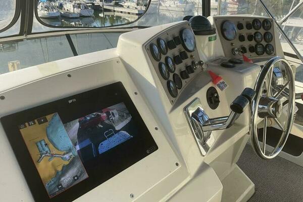 35ft Carver Yacht For Sale