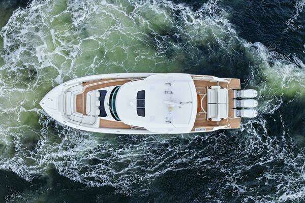 Tiara Yachts 48 LS Yacht For Sale