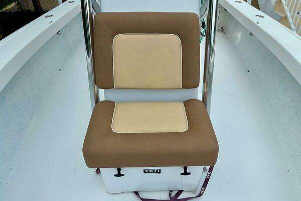 Photo of the 2020 Croswait Custom 21 Center Console