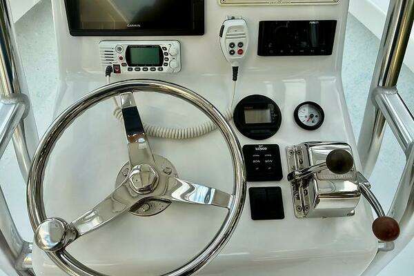 Photo of the 2020 Croswait Custom 21 Center Console