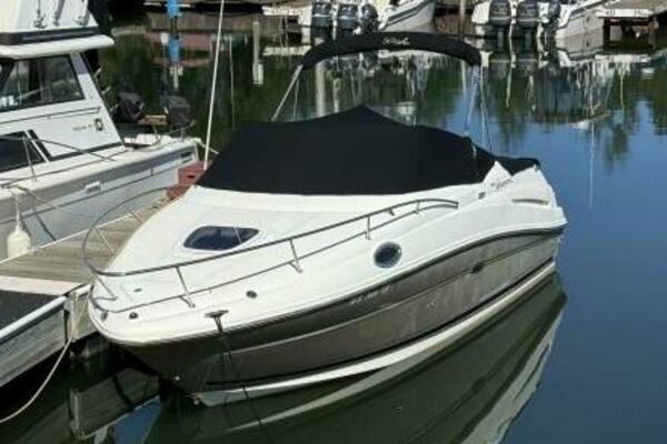 24ft Sea Ray Yacht For Sale