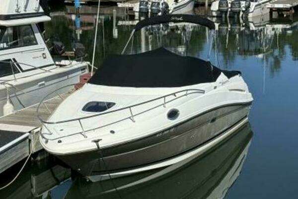 Photo of the 2007 Sea Ray Sundancer 240
