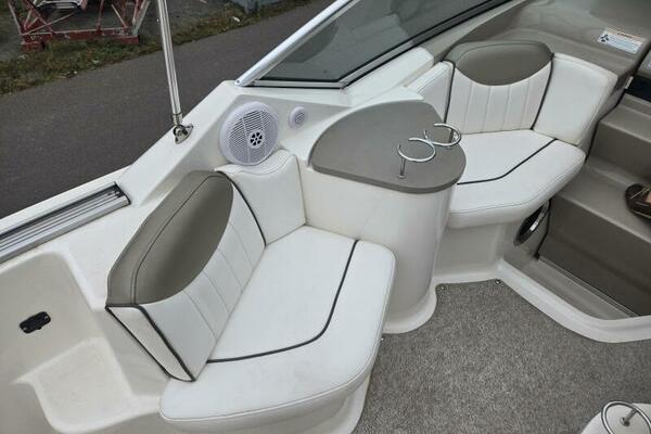 24ft Sea Ray Yacht For Sale