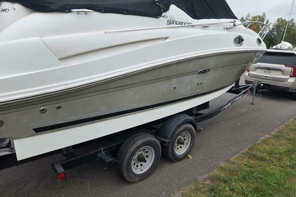 24ft Sea Ray Yacht For Sale