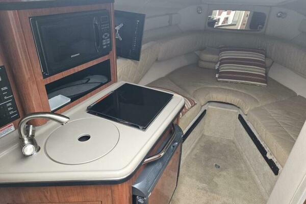 24ft Sea Ray Yacht For Sale