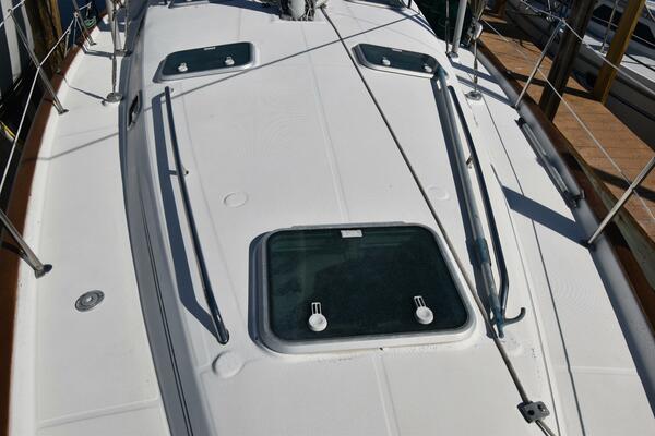 Alledgedly 41ft Beneteau Yacht For Sale