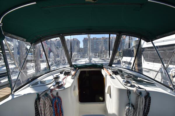 Alledgedly 41ft Beneteau Yacht For Sale