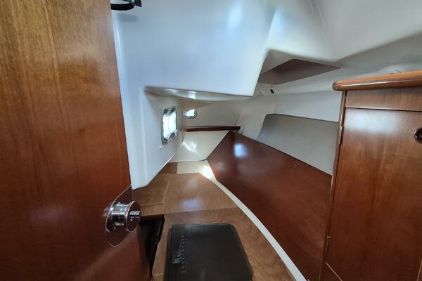 32ft Beneteau Yacht For Sale