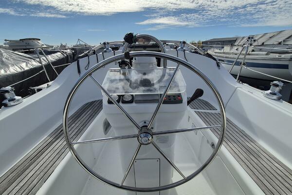 32ft Beneteau Yacht For Sale