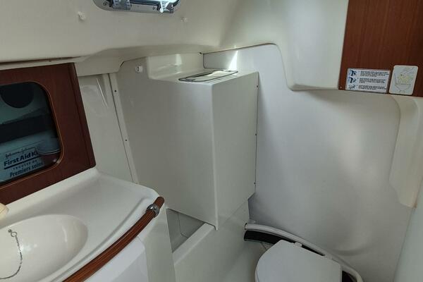 32ft Beneteau Yacht For Sale