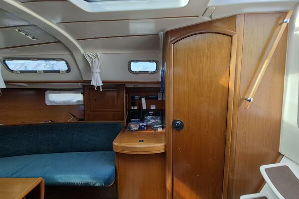 32ft Beneteau Yacht For Sale