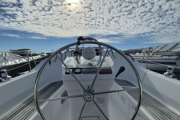 32ft Beneteau Yacht For Sale