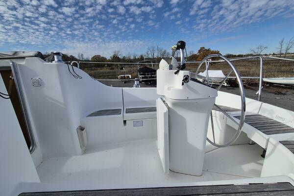 32ft Beneteau Yacht For Sale