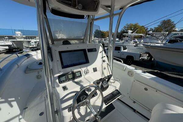 Photo of the 2006 Century 2901