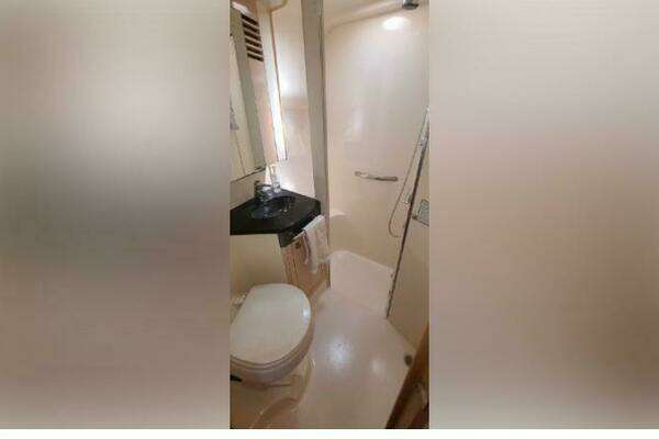 Sea Ray 42 Sedan Bridge Yacht For Sale