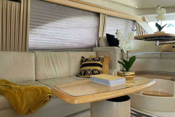 Sea Ray 42 Sedan Bridge Yacht For Sale