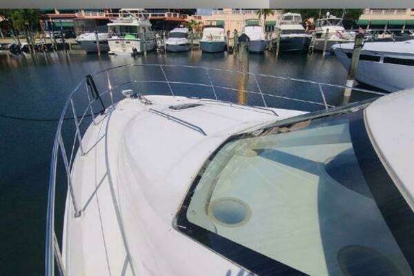 Sea Ray 42 Sedan Bridge Yacht For Sale