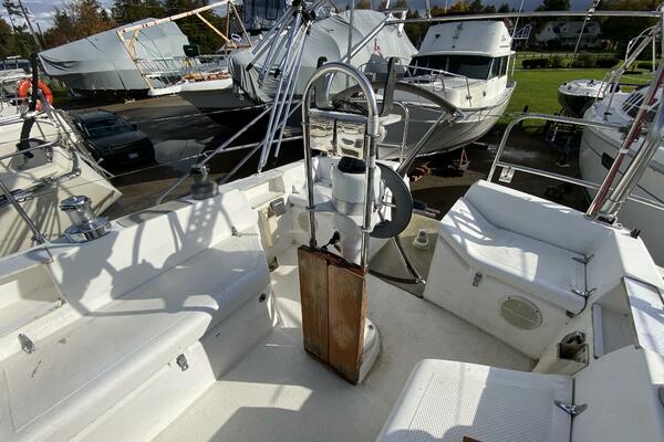 Aqualibrium 34ft Hunter Yacht For Sale