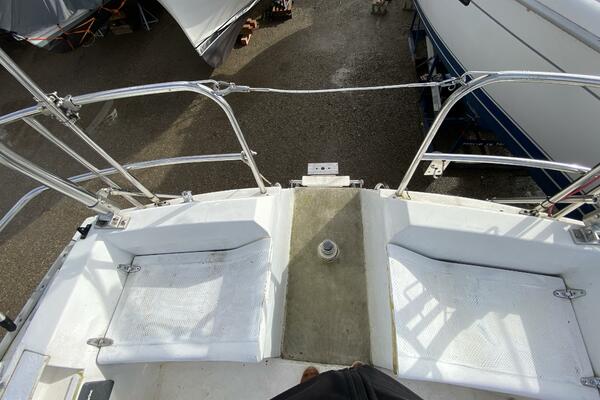 Aqualibrium 34ft Hunter Yacht For Sale