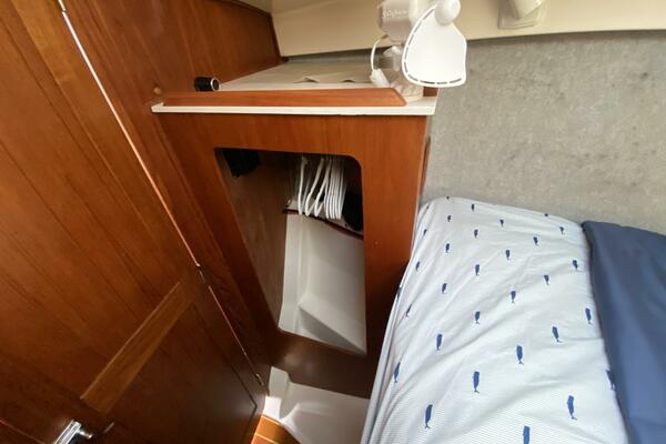 Aqualibrium 34ft Hunter Yacht For Sale