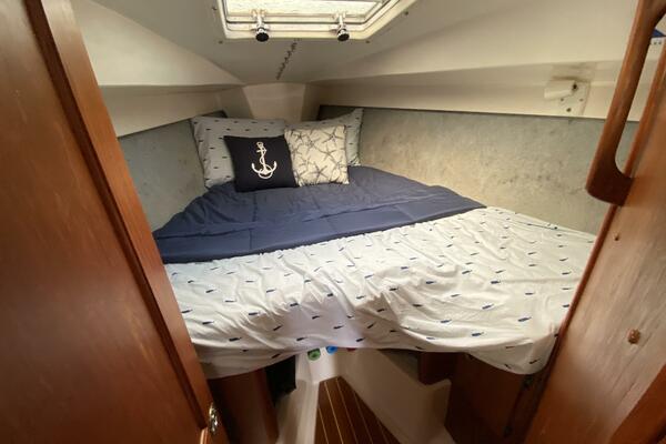 Aqualibrium 34ft Hunter Yacht For Sale