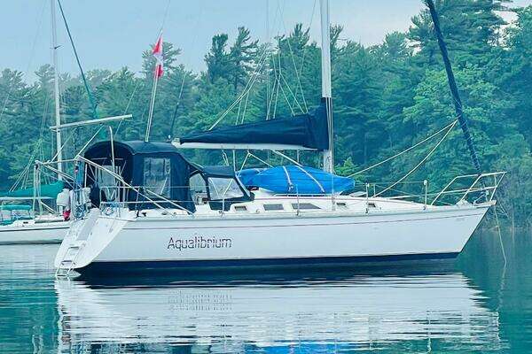 34-ft-Hunter-1985-34-Aqualibrium Port Elgin Ontario Canada  yacht for sale