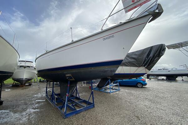 Aqualibrium 34ft Hunter Yacht For Sale