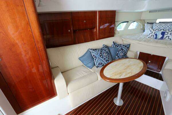 Intrepid 430 Sport Yacht Yacht For Sale