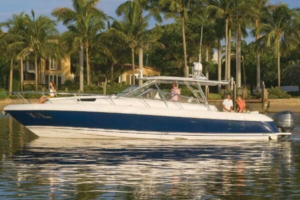43ft Intrepid Yacht For Sale