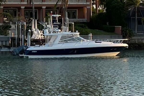 43ft Intrepid Yacht For Sale