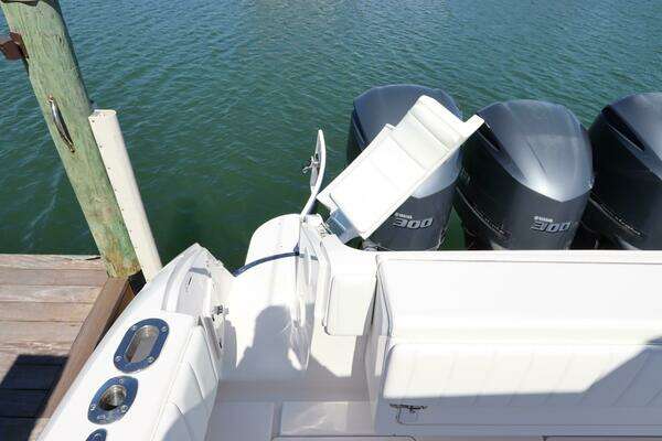 Intrepid 430 Sport Yacht Yacht For Sale