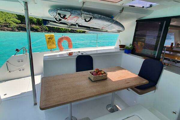 Fountaine Pajot Hélia 44 Yacht For Sale