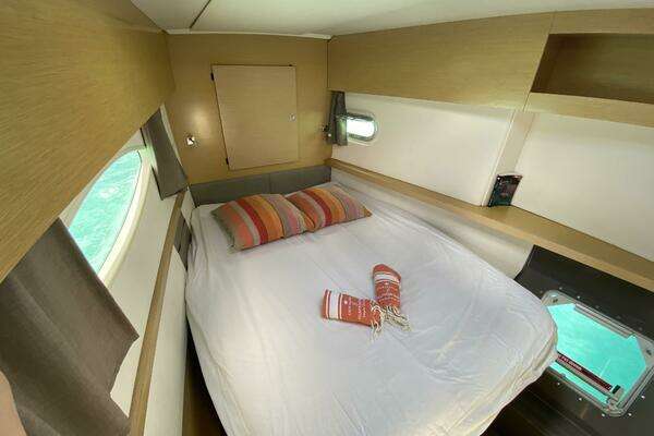 Fountaine Pajot Hélia 44 Yacht For Sale