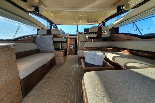 Azimut  Yacht For Sale