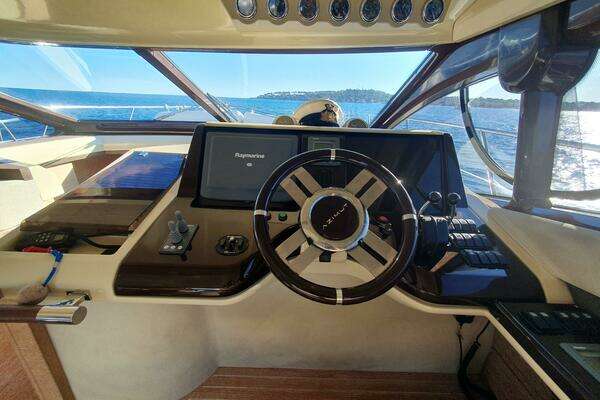 Azimut  Yacht For Sale