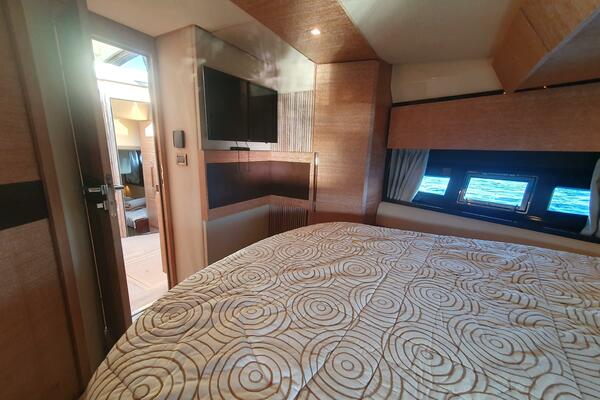 47ft Azimut Yacht For Sale