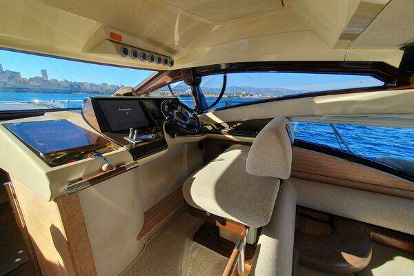 Azimut  Yacht For Sale