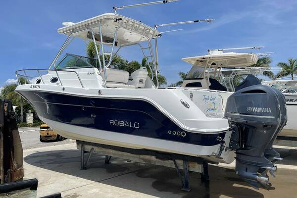 TEQUILA SUNSET 30ft Robalo Yacht For Sale
