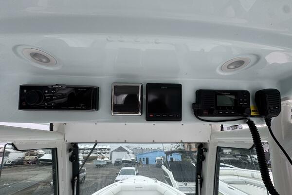 27ft Everglades Yacht For Sale