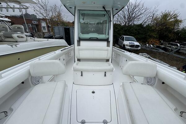 27ft Everglades Yacht For Sale