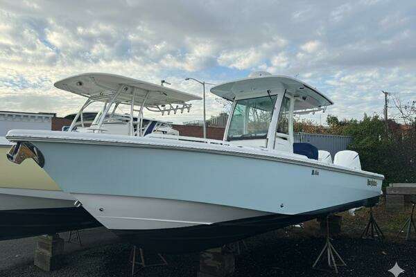 27-ft-Everglades-2019-273 CC-Norwalk Connecticut United States yacht for sale